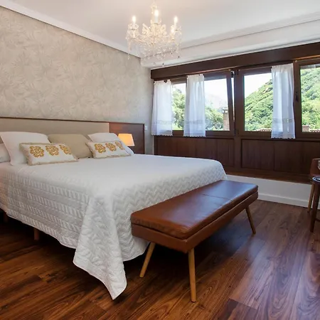 Boutique Dos Penas فندق Mier